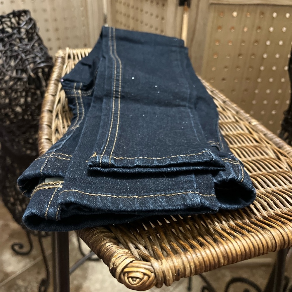 Girls Cherokee Dark wash blue jeans brand new with sparkles. Pull on jeggings.